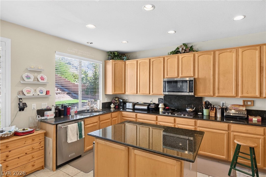 828 Temple View Drive