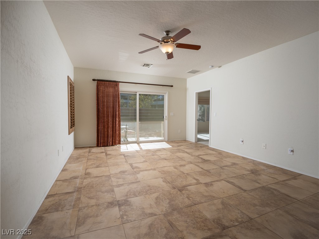 Properties 3 2525 Great Auk Avenue