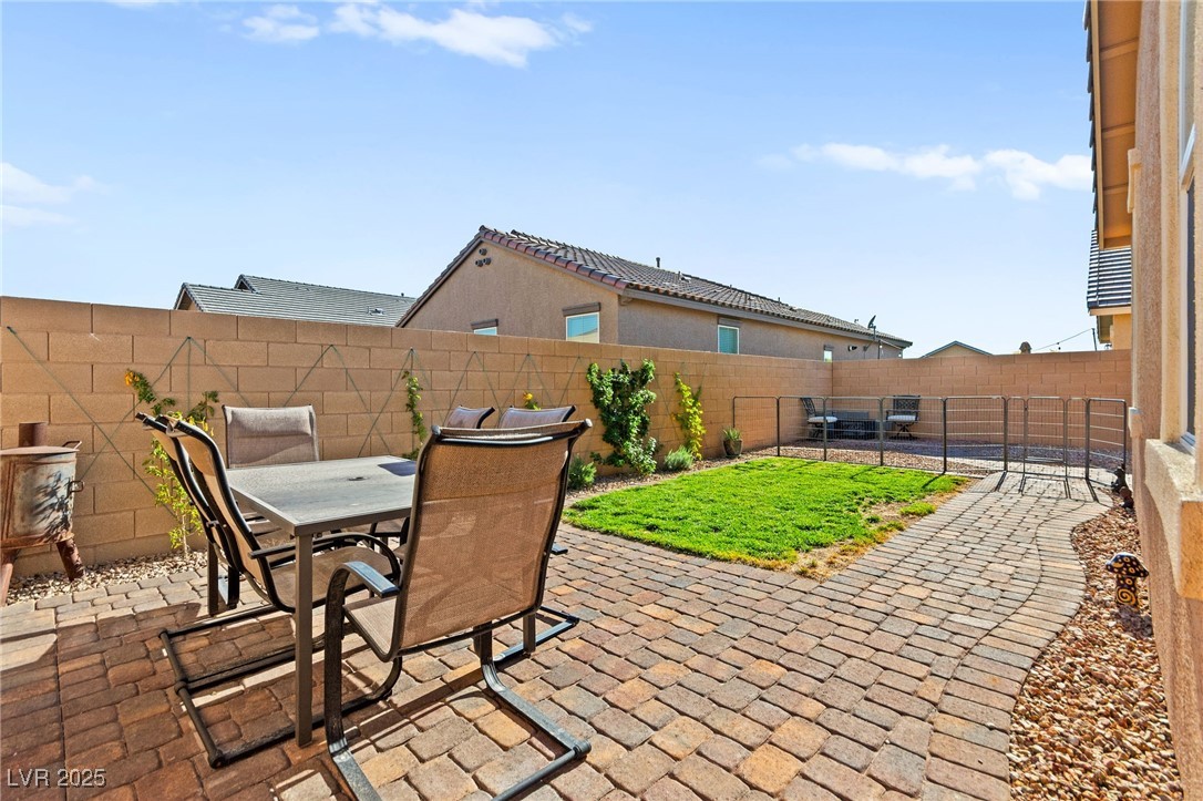 49 Sonata Dawn Avenue