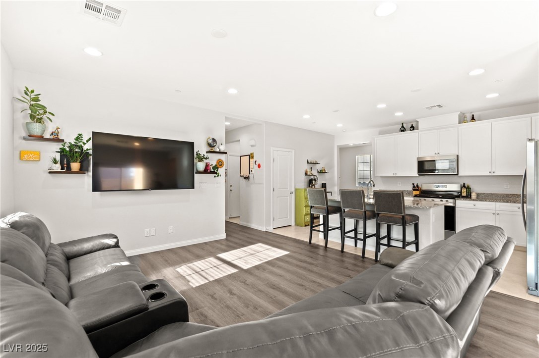 49 Sonata Dawn Avenue