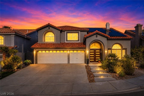 Photo of 6 Oak Hollow Court, Henderson, NV 89074 (MLS # 2809535)