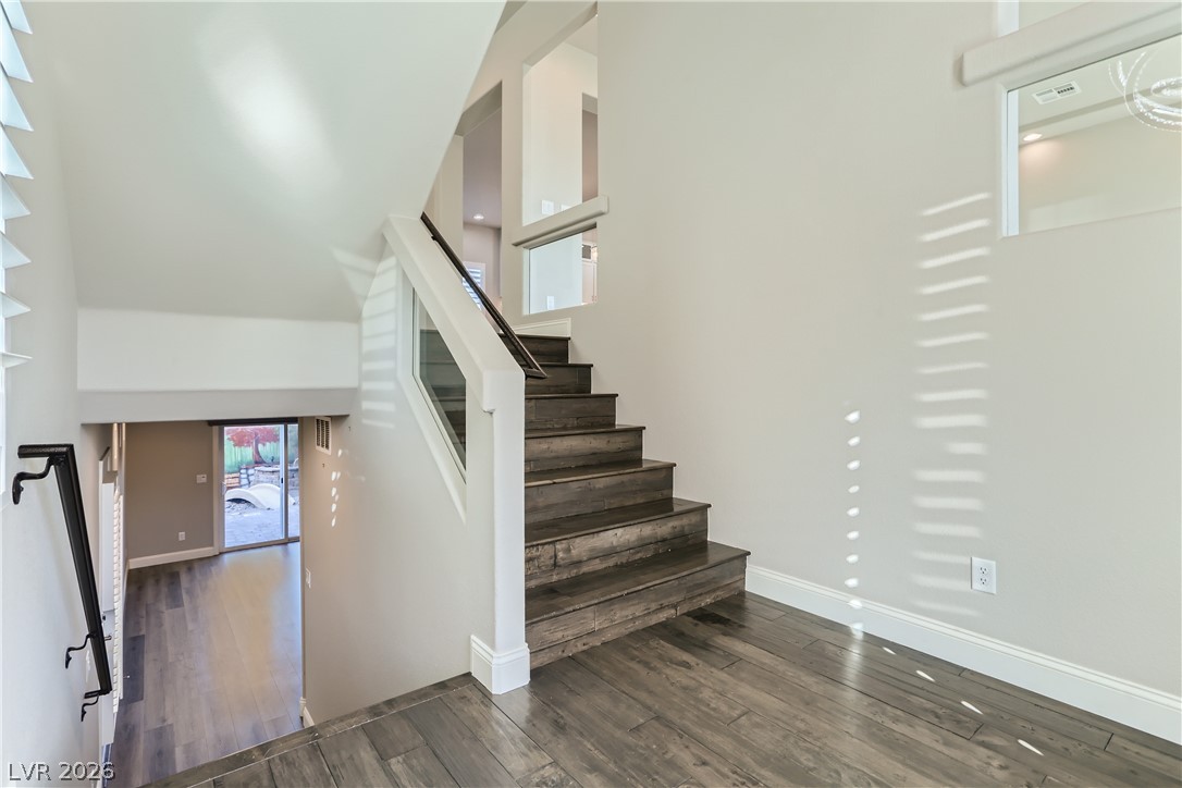 5908 Iris Vineyards Avenue