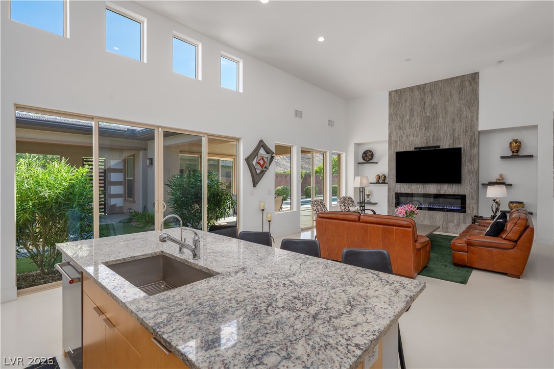 6881 Wood Clover Court