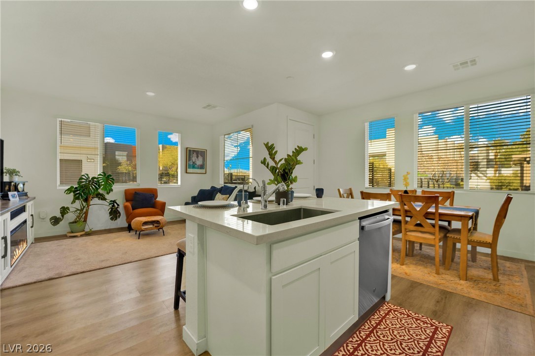 129 Laguna Commons Lane