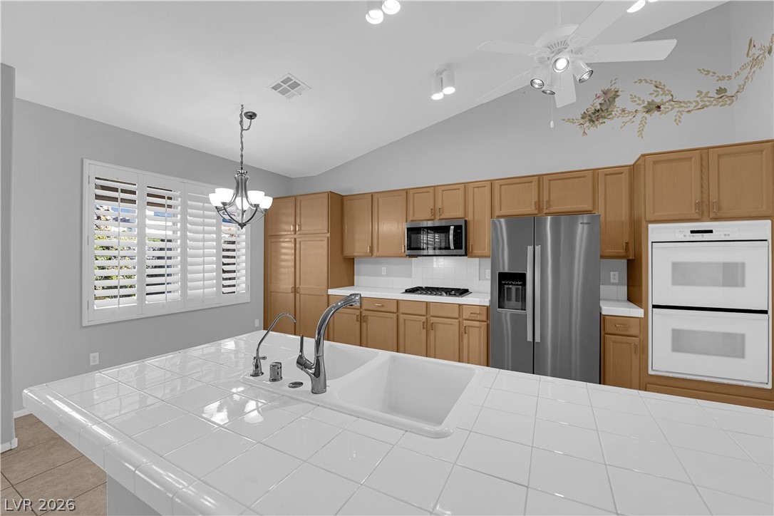 9808 Dusty Winds Avenue