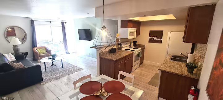 4200 S Valley View Boulevard 2012