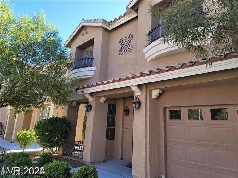9758 Panther Hollow Street, Las Vegas, Nevada image 2