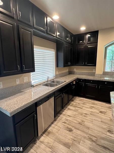9758 Panther Hollow Street, Las Vegas, Nevada image 16