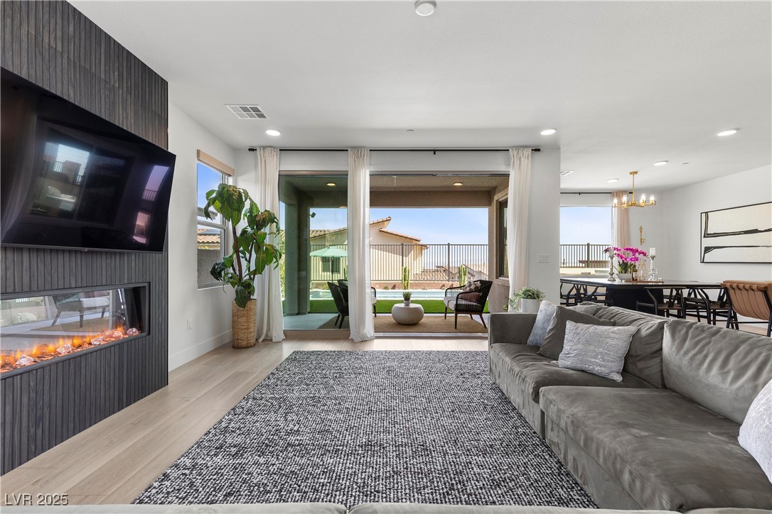 Properties 4 532 Crown Mesa Avenue