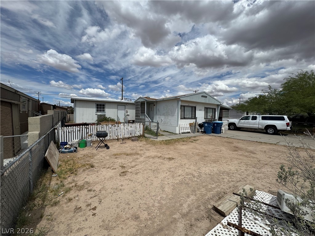 6124 Great Smoky Avenue