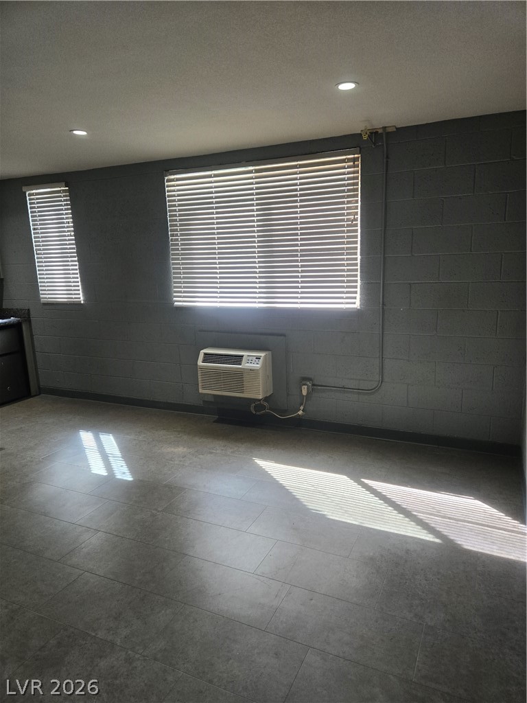 223 N 9th Street 111