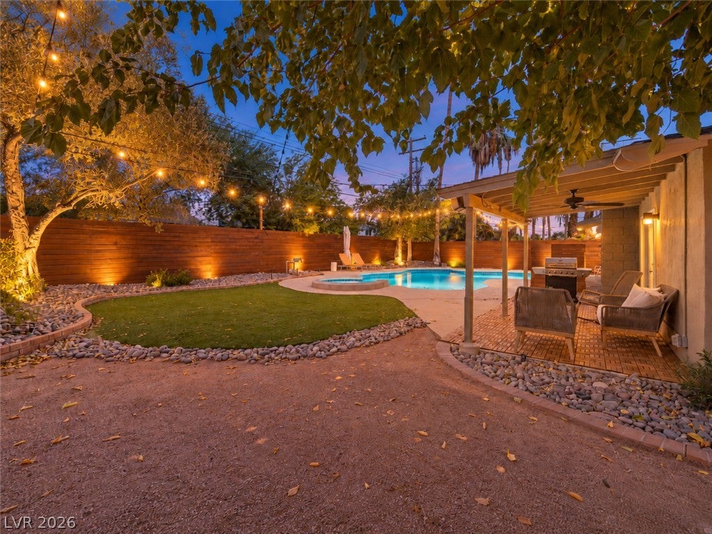 Properties 2 2812 Burton Avenue