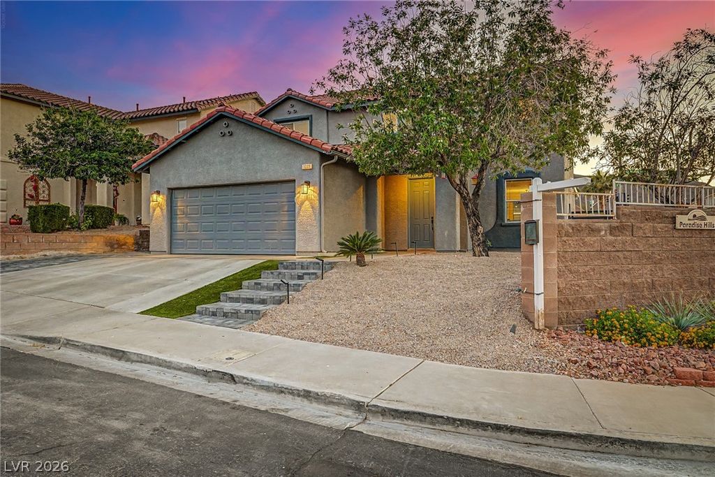 Photo of 1001 Amber Gate Street, Henderson, NV 89002 (MLS # 2777986)