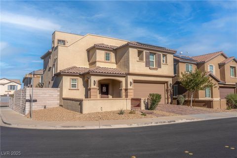 Photo of 1362 Bear Brook Avenue, Henderson, NV 89074 (MLS # 2738299)