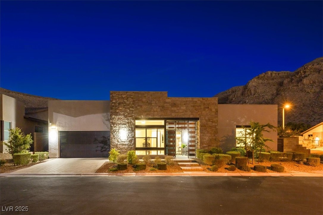 6845 Stellar Wind Street