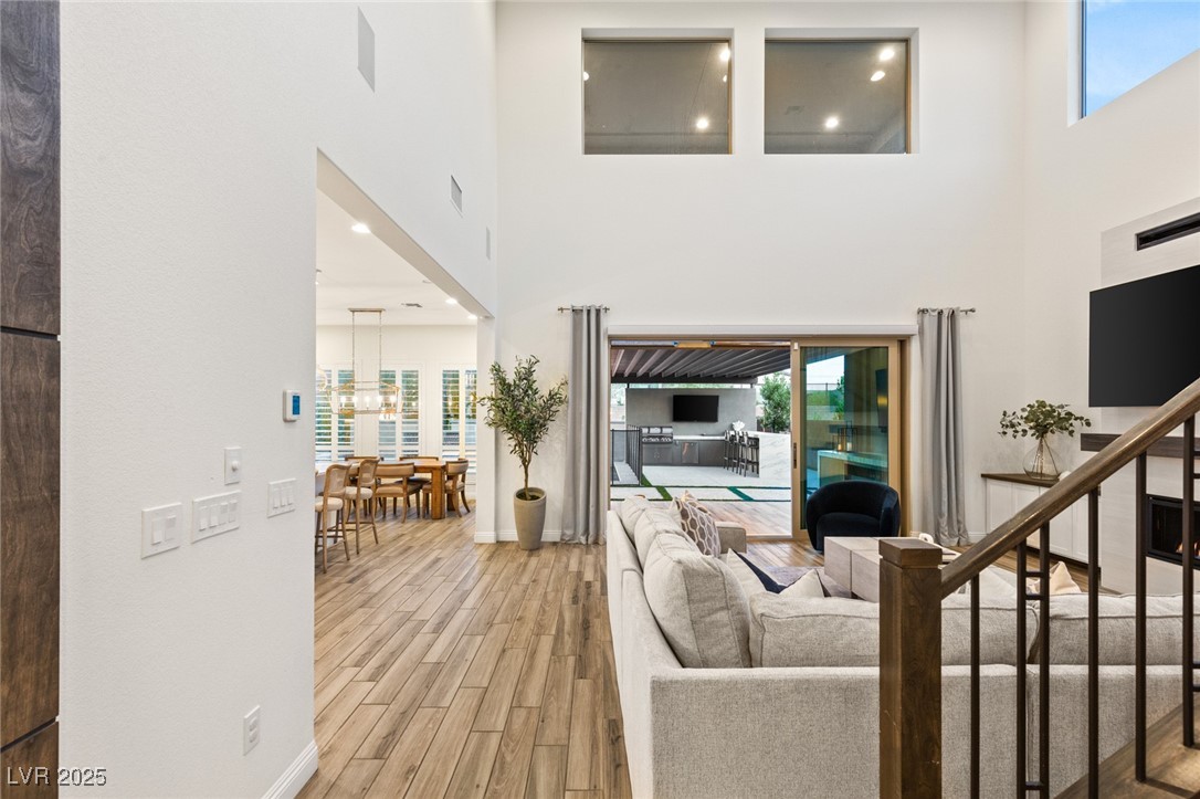 12178 Harris Summit Avenue