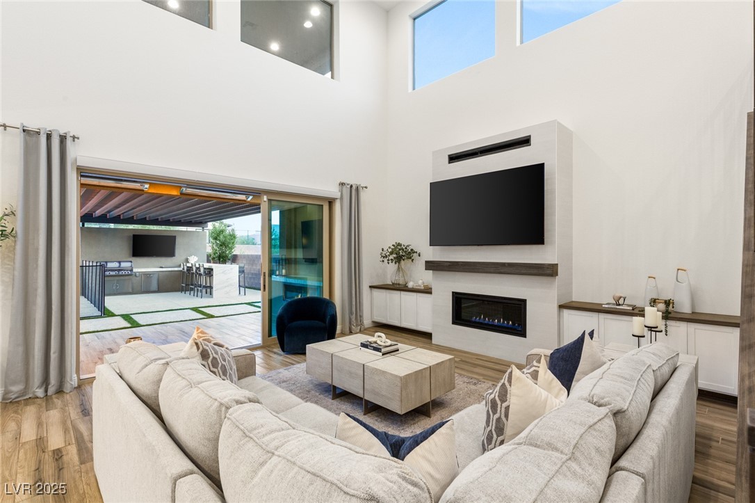 12178 Harris Summit Avenue