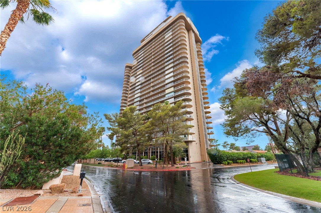 3111 Bel Air Drive 11B
