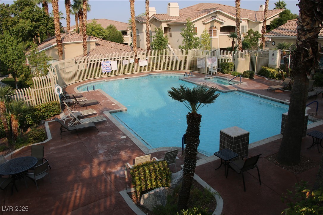 Las Vegas, Nevada 89144, United States, 2 Bedrooms Bedrooms, ,2 BathroomsBathrooms,Residential,Active,201670