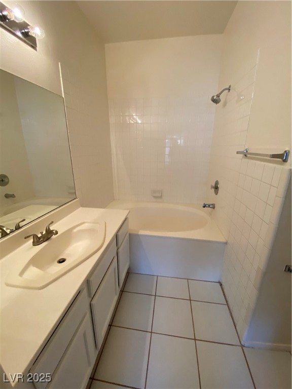 Las Vegas, Nevada 89144, United States, 2 Bedrooms Bedrooms, ,2 BathroomsBathrooms,Residential,Active,201670