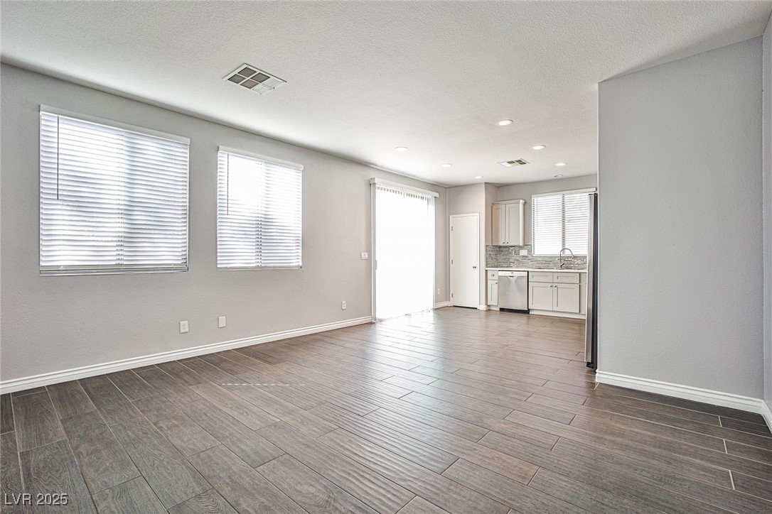 5575 Cresent Valley Street, Las Vegas, Nevada image 17