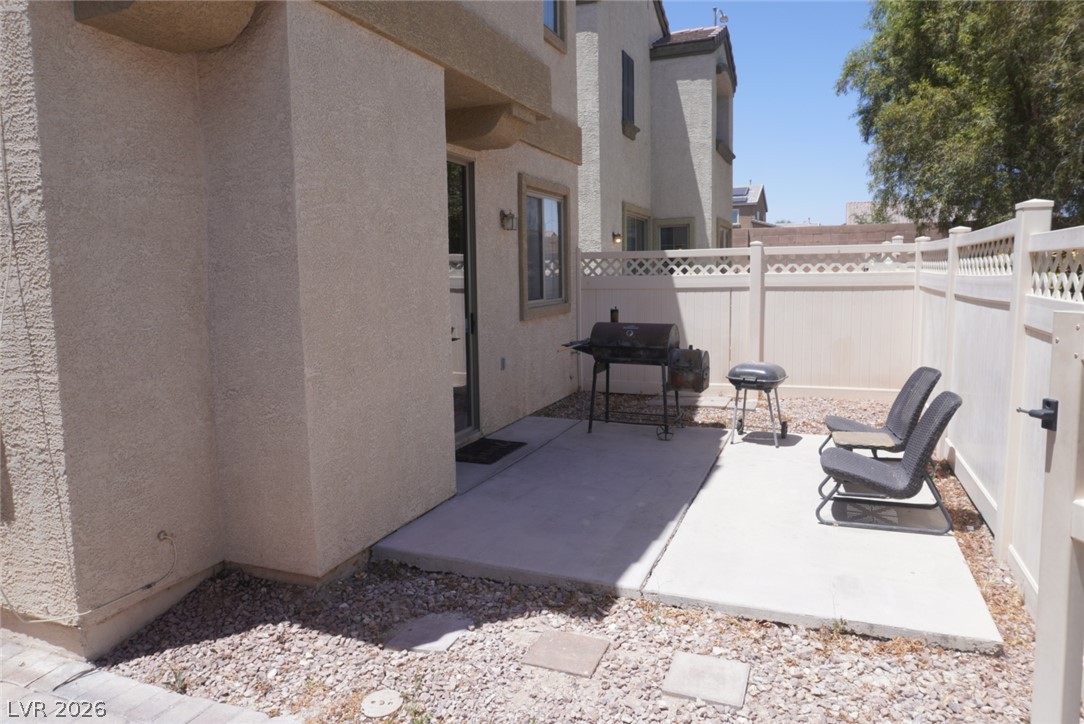 740 Tree Vista Court