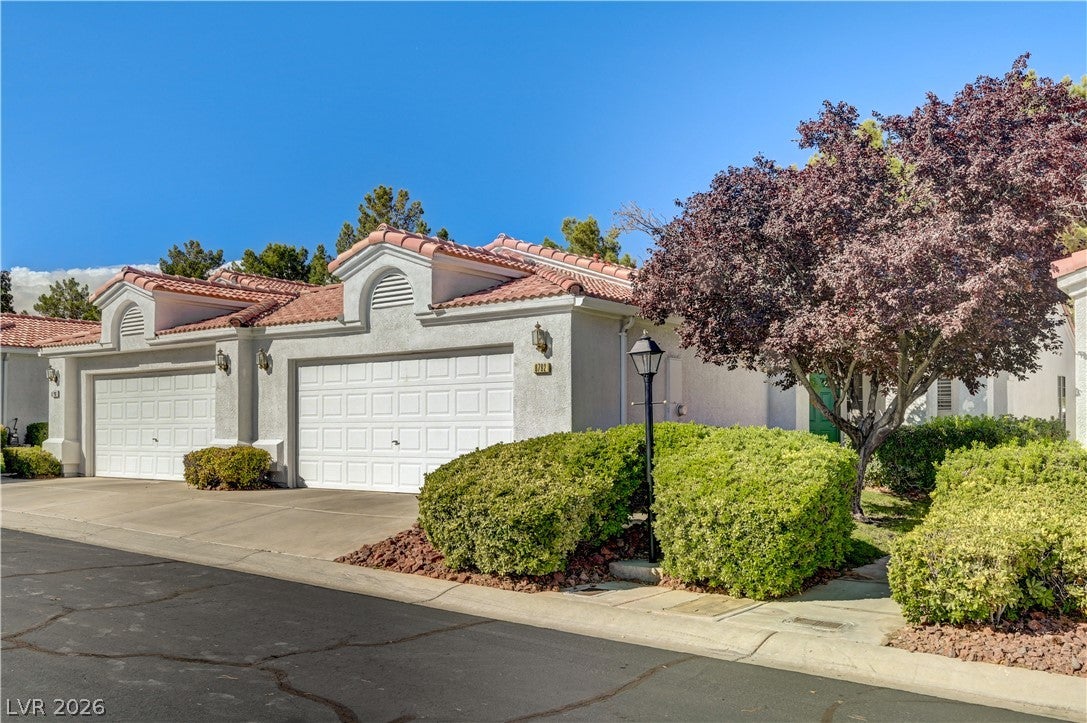 8792 Crystal Port Avenue