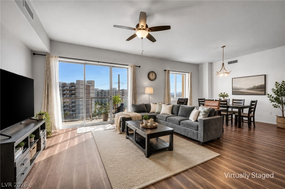 8255 Las Vegas Boulevard 719