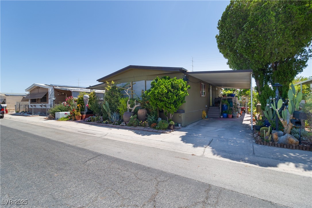 3530 Katmai Drive, Las Vegas, Nevada image 3