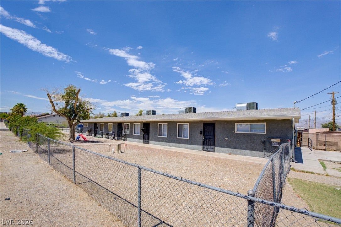 702 N 10th Street