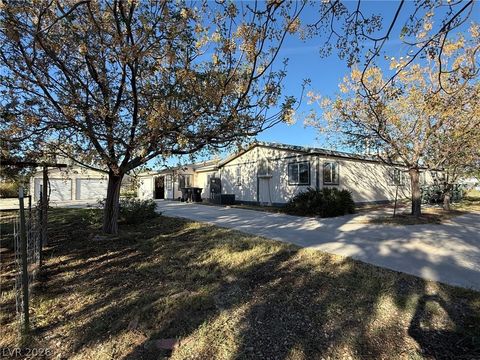 Mobile Home For Sale - 4410 E Cheyenne Way<br/> Pahrump, NV 89061
