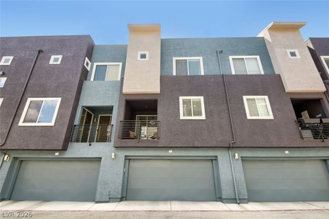 Townhouse For Sale - 9050 W Tropicana Avenue #1152<br/> Las Vegas, NV 89147