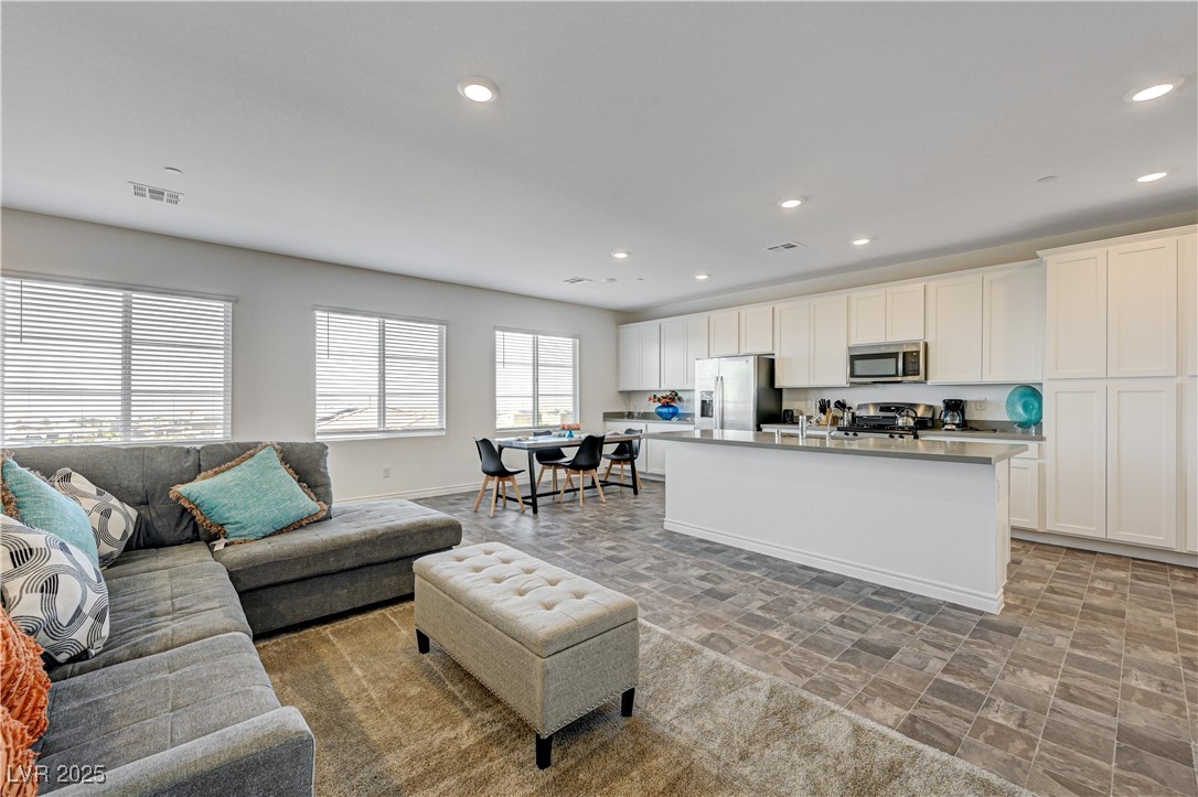 226 White Crest Peak Avenue, Henderson, Nevada image 16