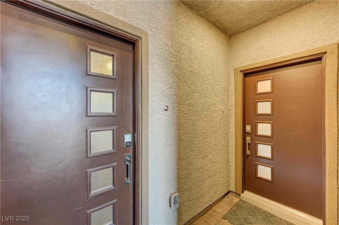 226 White Crest Peak Avenue, Henderson, Nevada image 7