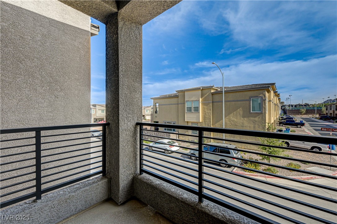 226 White Crest Peak Avenue, Henderson, Nevada image 42