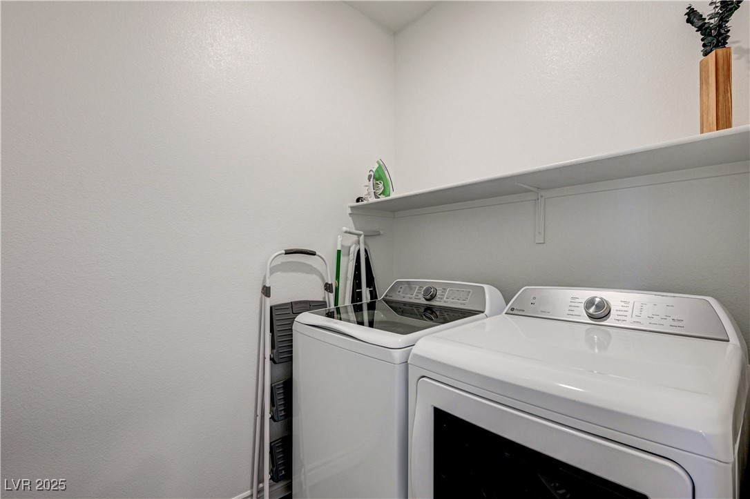 226 White Crest Peak Avenue, Henderson, Nevada image 37