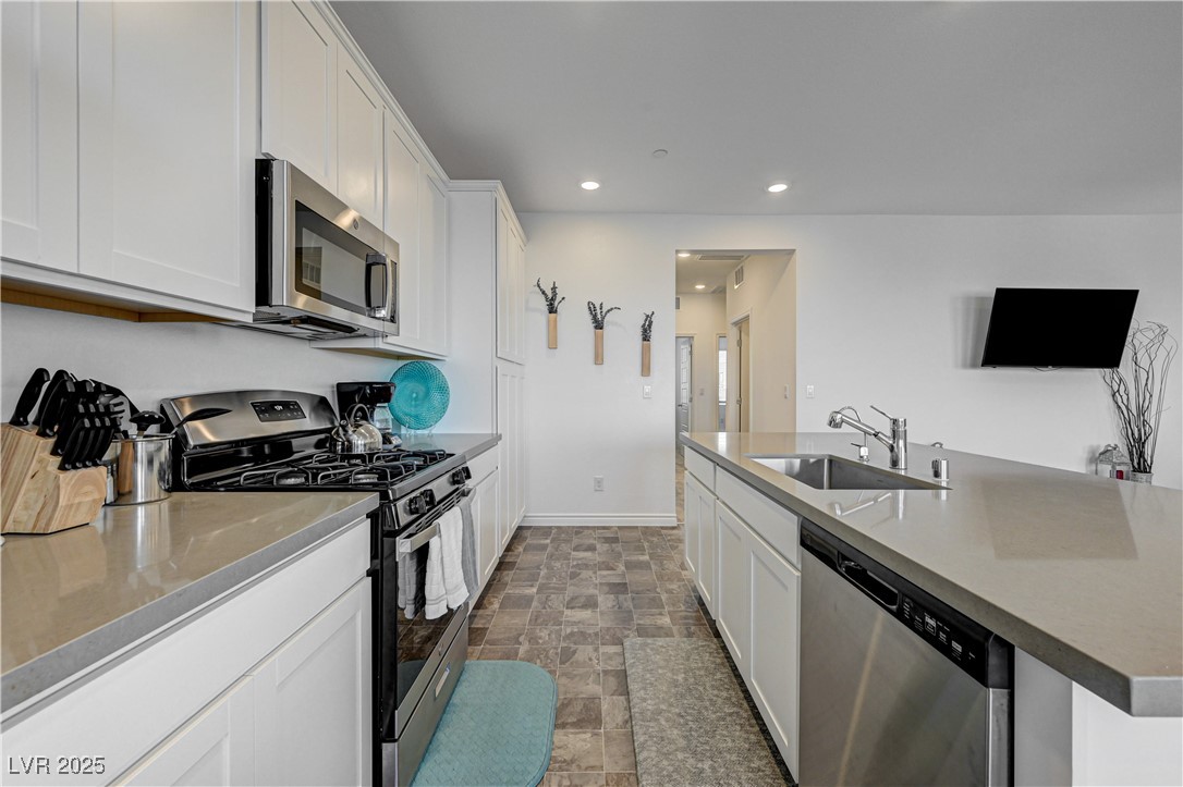 226 White Crest Peak Avenue, Henderson, Nevada image 25