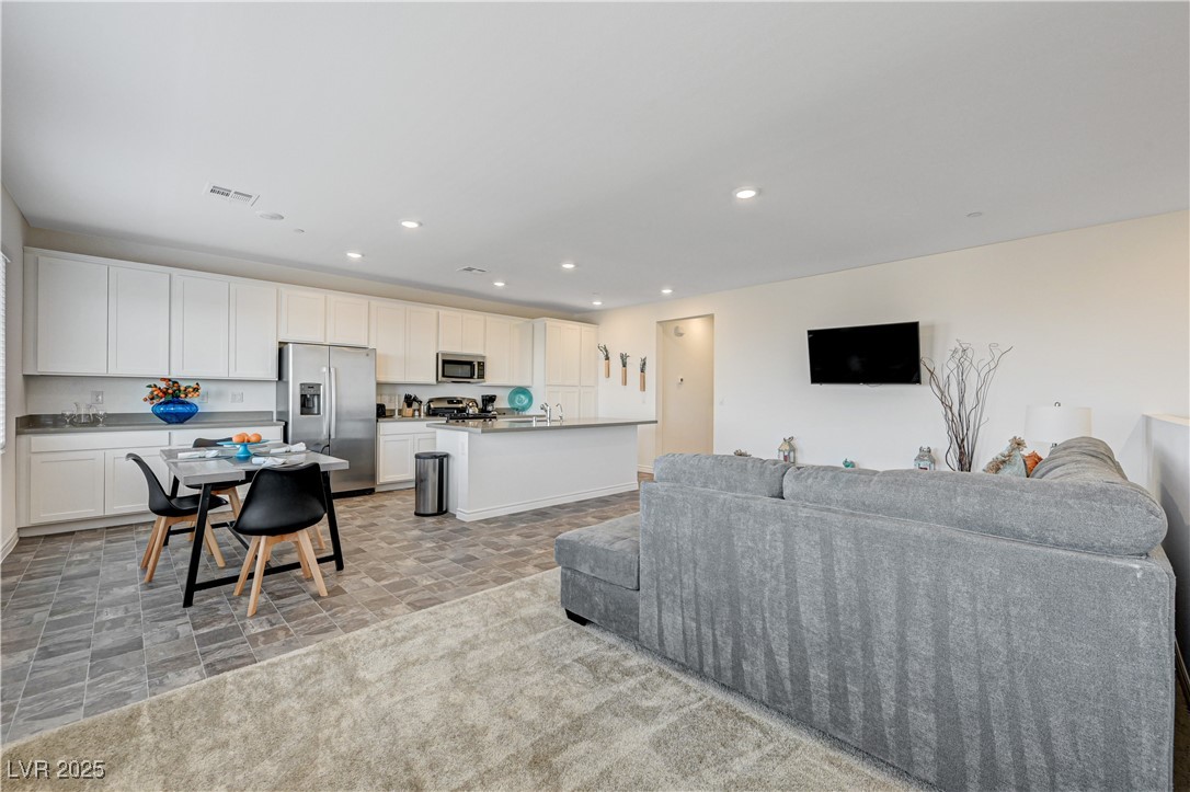 226 White Crest Peak Avenue, Henderson, Nevada image 11