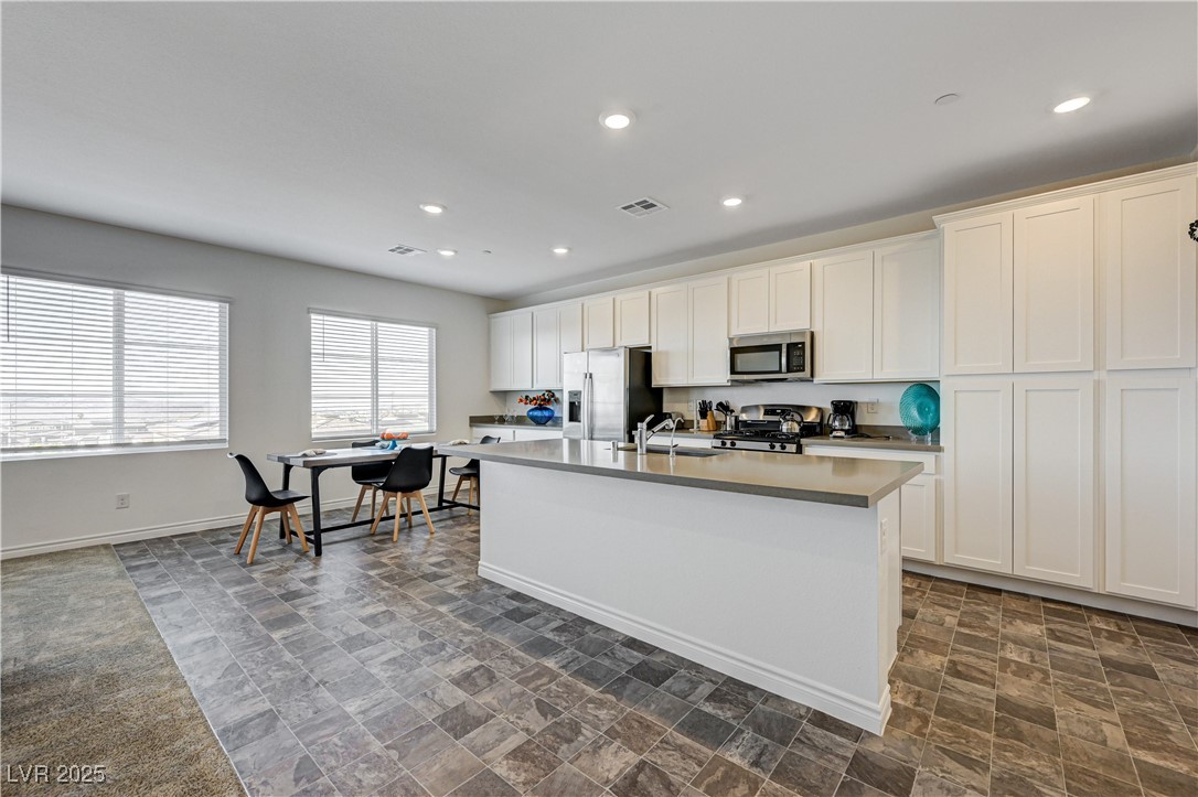 226 White Crest Peak Avenue, Henderson, Nevada image 32