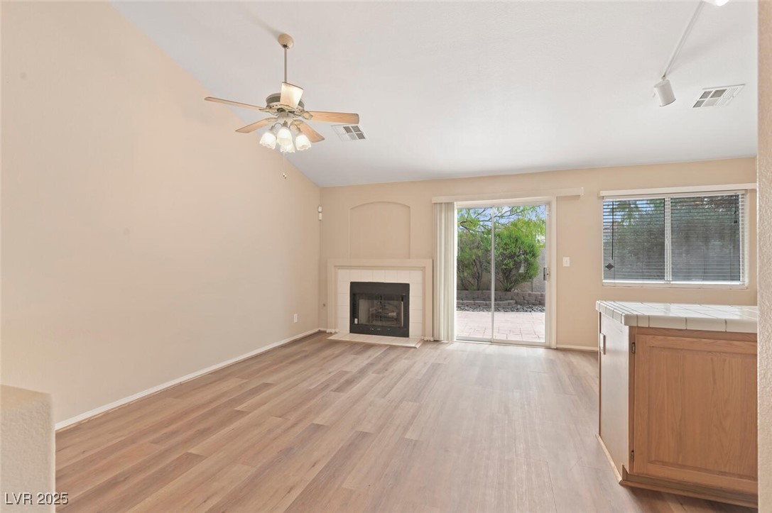 1805 Candle Bright Drive, Henderson, Nevada image 8