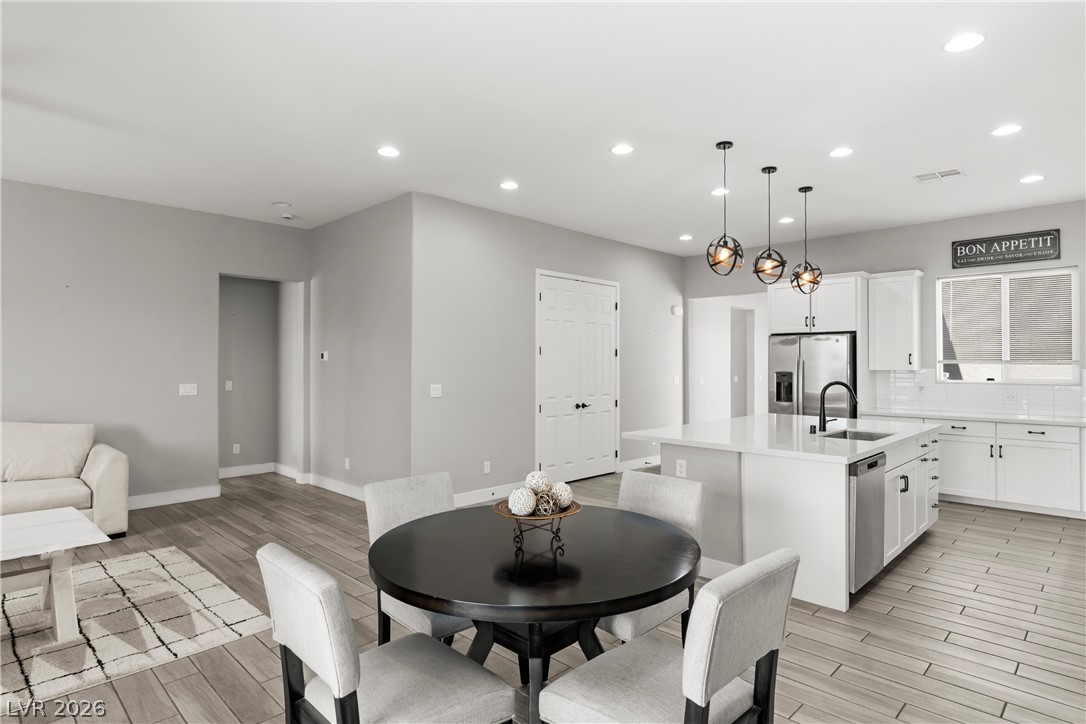 117 Barton Bay Avenue