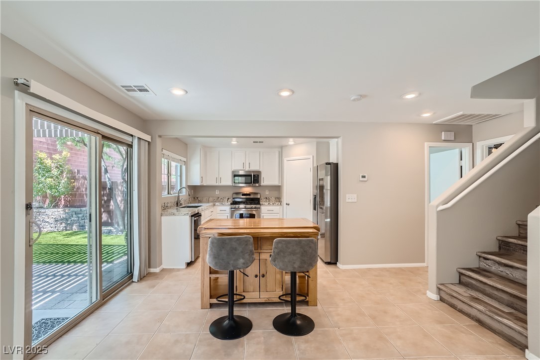 Las Vegas, Nevada 89135, United States, 4 Bedrooms Bedrooms, ,3 BathroomsBathrooms,Residential,Active,206445