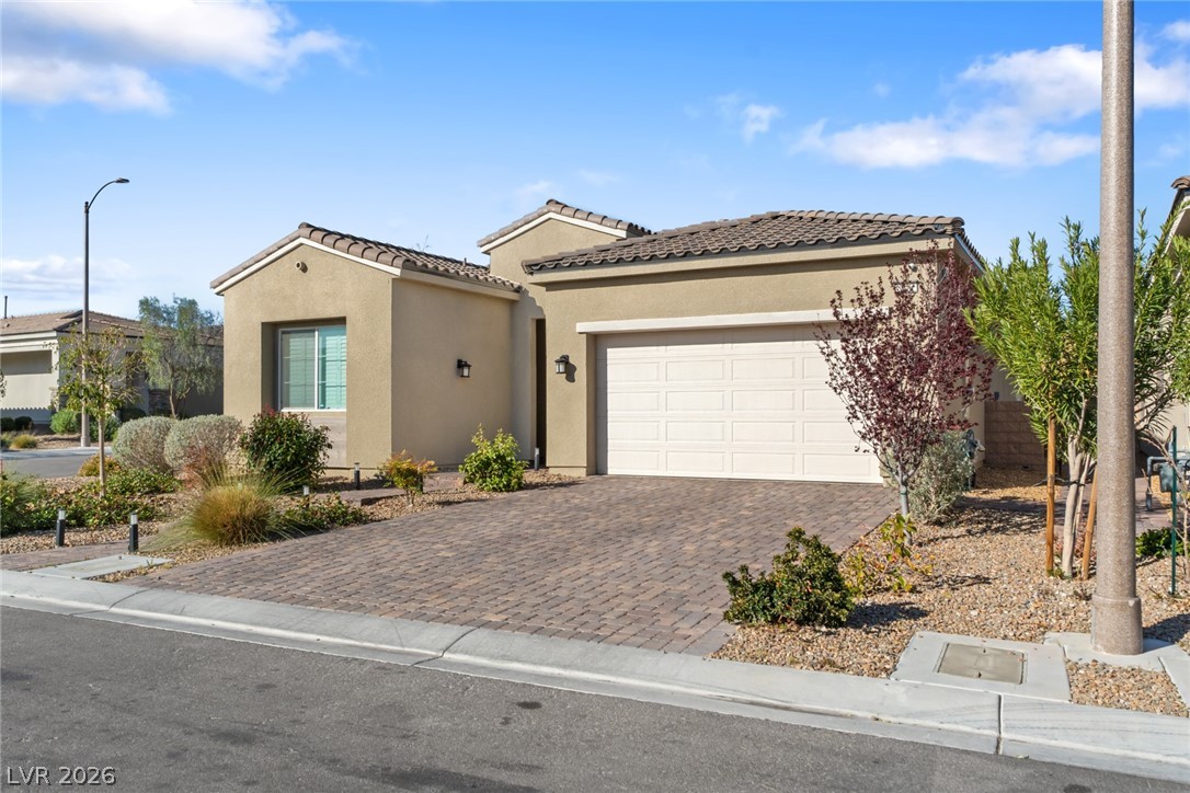 8657 Hartmont Street