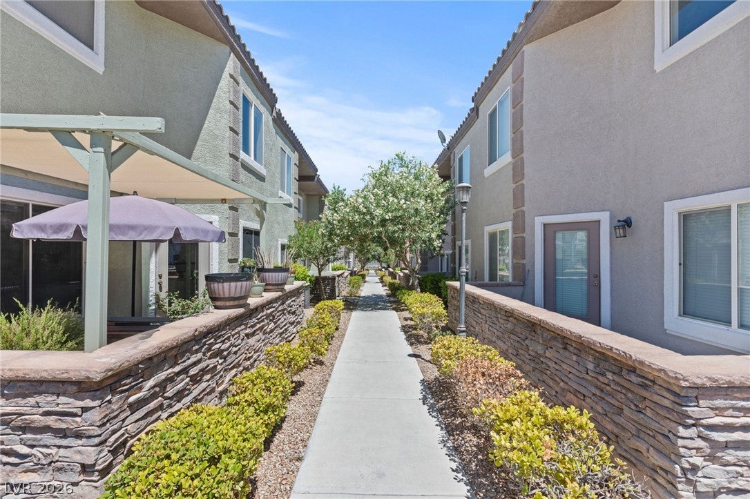 10443 Kitty Joyce Avenue
