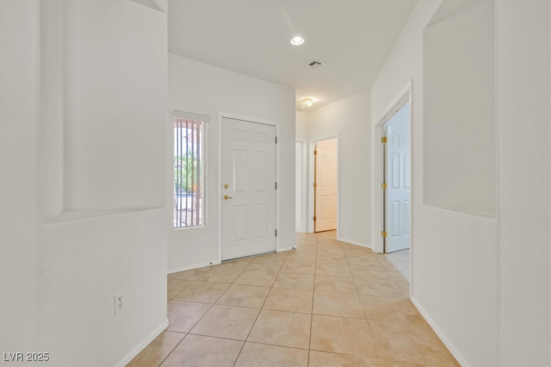 Henderson, Nevada 89012, United States, 2 Bedrooms Bedrooms, ,2 BathroomsBathrooms,Residential,Active,210426
