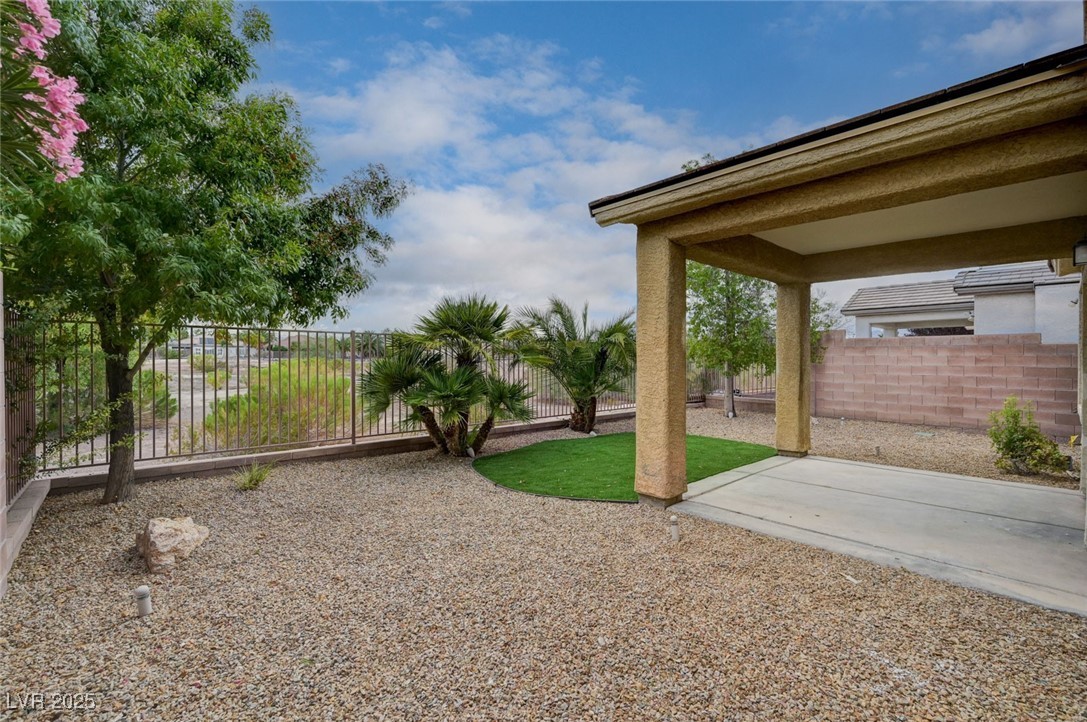 8241 Celina Hills Street