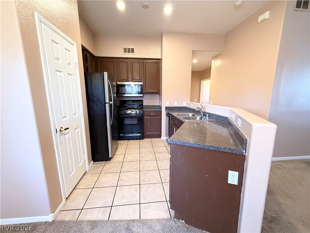 10245 S Maryland Parkway 249