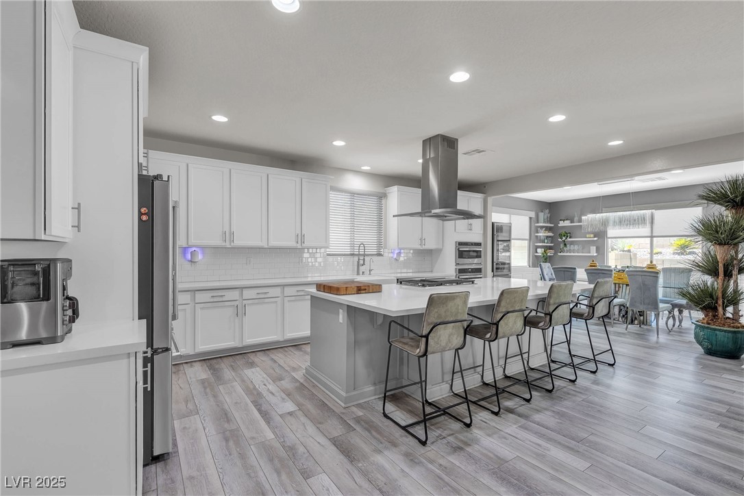 5927 Villa Loma Street