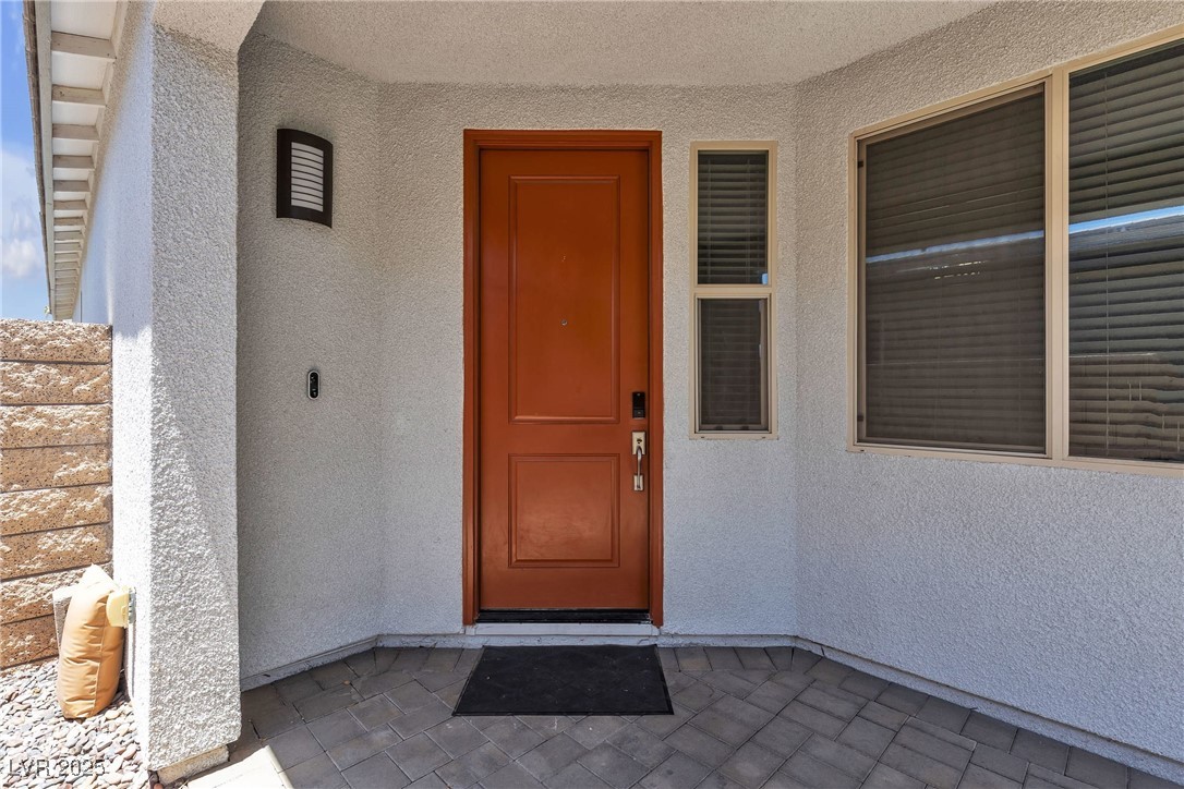 5927 Villa Loma Street