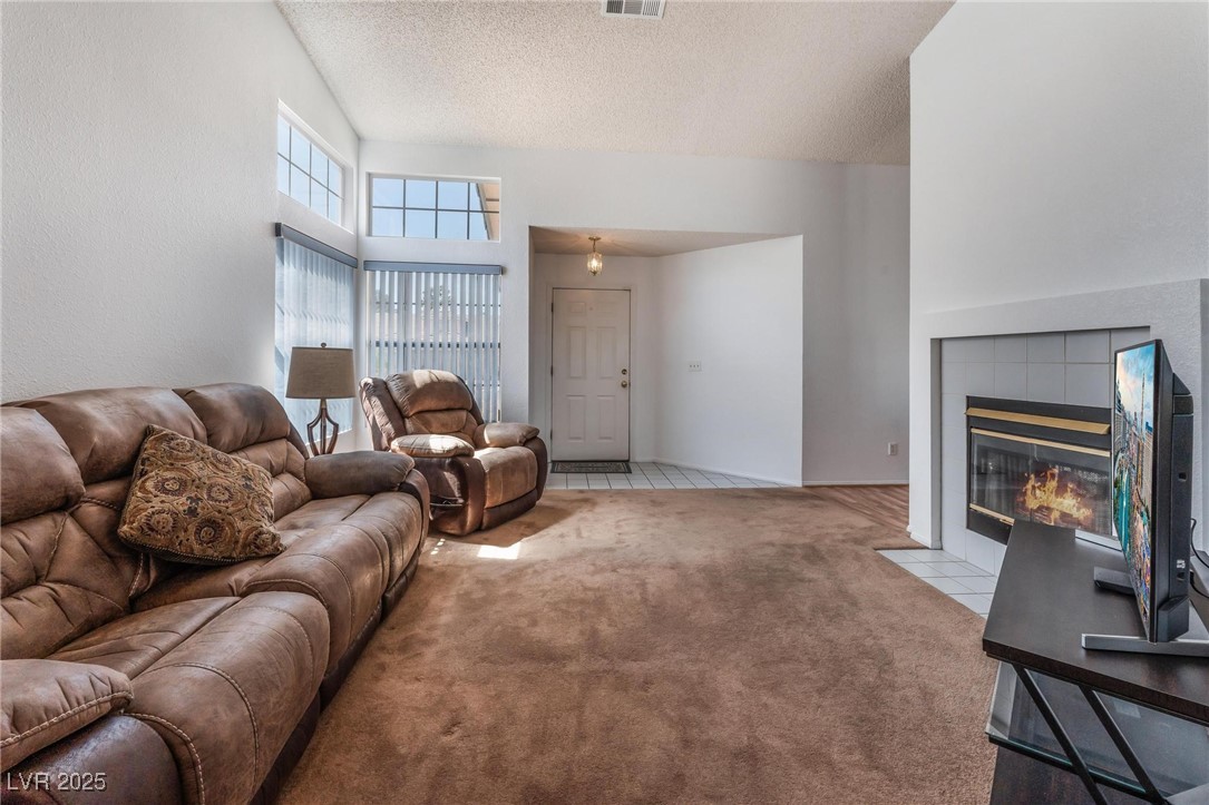 2086 Angel Falls Drive, Henderson, Nevada image 7